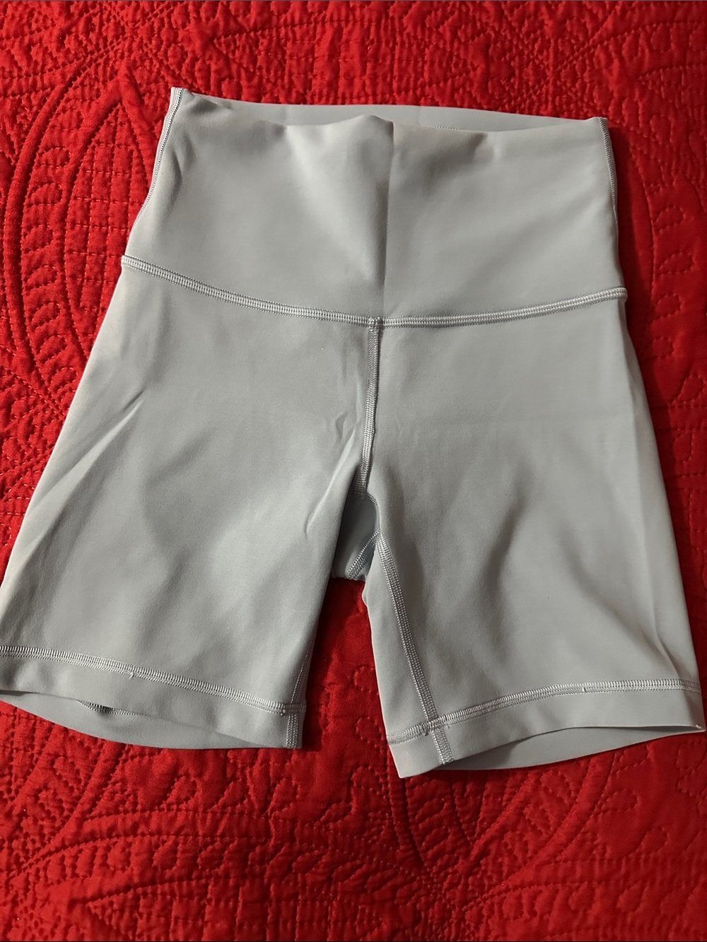 Lululemon High-Waist Light blue Women's Bike Shorts Size 4